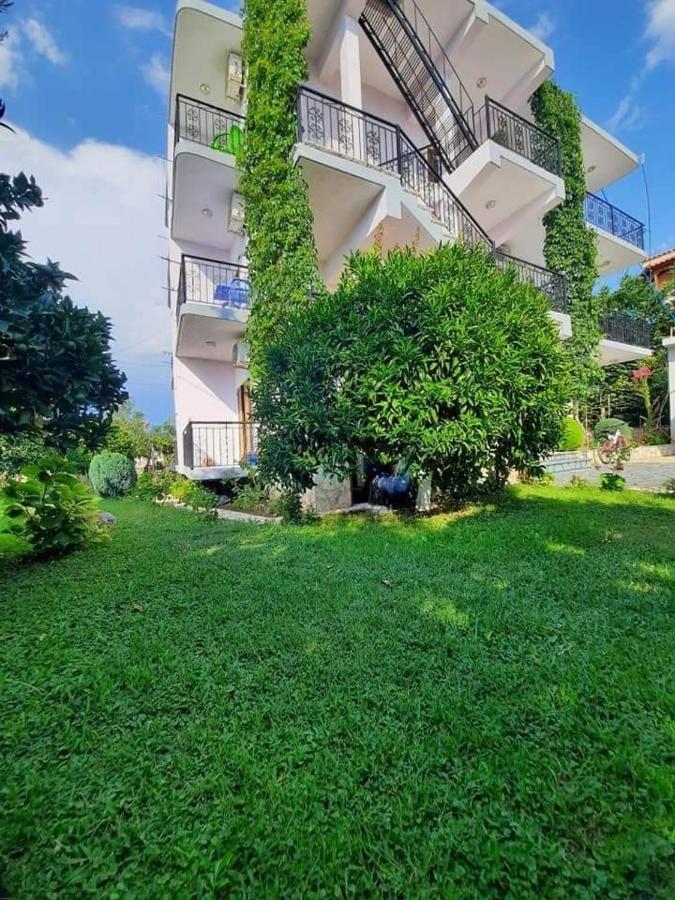 Green Apartments Ksamil Exterior foto
